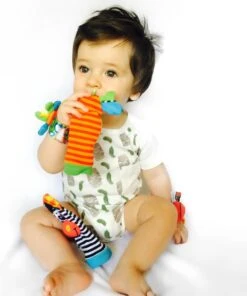 Playgro Pols- En Voetrammelaarset Zebra & Giraf - Set Van 4 Stuks, 2 Polsbandjes En 2 Rammelsokjes 20 Playgro Pols- En Voetrammelaarset Zebra & Giraf - Set Van 4 Stuks, 2 Polsbandjes En 2 Rammelsokjes -Babyproducten Serie Winkel 1000x1200 1