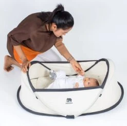 Deryan Infant BabyBox Campingbedje - Baby Klamboe - Cream -Babyproducten Serie Winkel 1200x1188 2