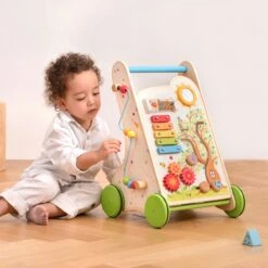 New Classic Toys® New Classic Toys Houten Activiteiten Duw- Loopwagen -Babyproducten Serie Winkel 1200x1198