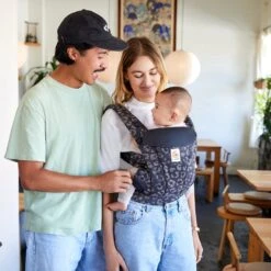 Ergobaby Omni Dream Draagzak - Black Leopard - Ergonomische Baby Draagzak Voor Baby En Drager -Babyproducten Serie Winkel 1200x1200 1004