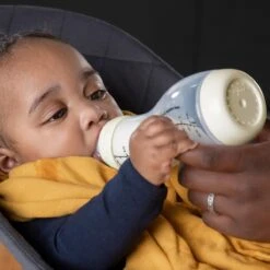 Difrax Babyfles 250 Ml Natural - Anti-Colic - Crèmewit - Duopack -Babyproducten Serie Winkel 1200x1200 1278