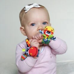 Playgro Pols- En Voetrammelaarset Zebra & Giraf - Set Van 4 Stuks, 2 Polsbandjes En 2 Rammelsokjes 21 Playgro Pols- En Voetrammelaarset Zebra & Giraf - Set Van 4 Stuks, 2 Polsbandjes En 2 Rammelsokjes -Babyproducten Serie Winkel 1200x1200 131