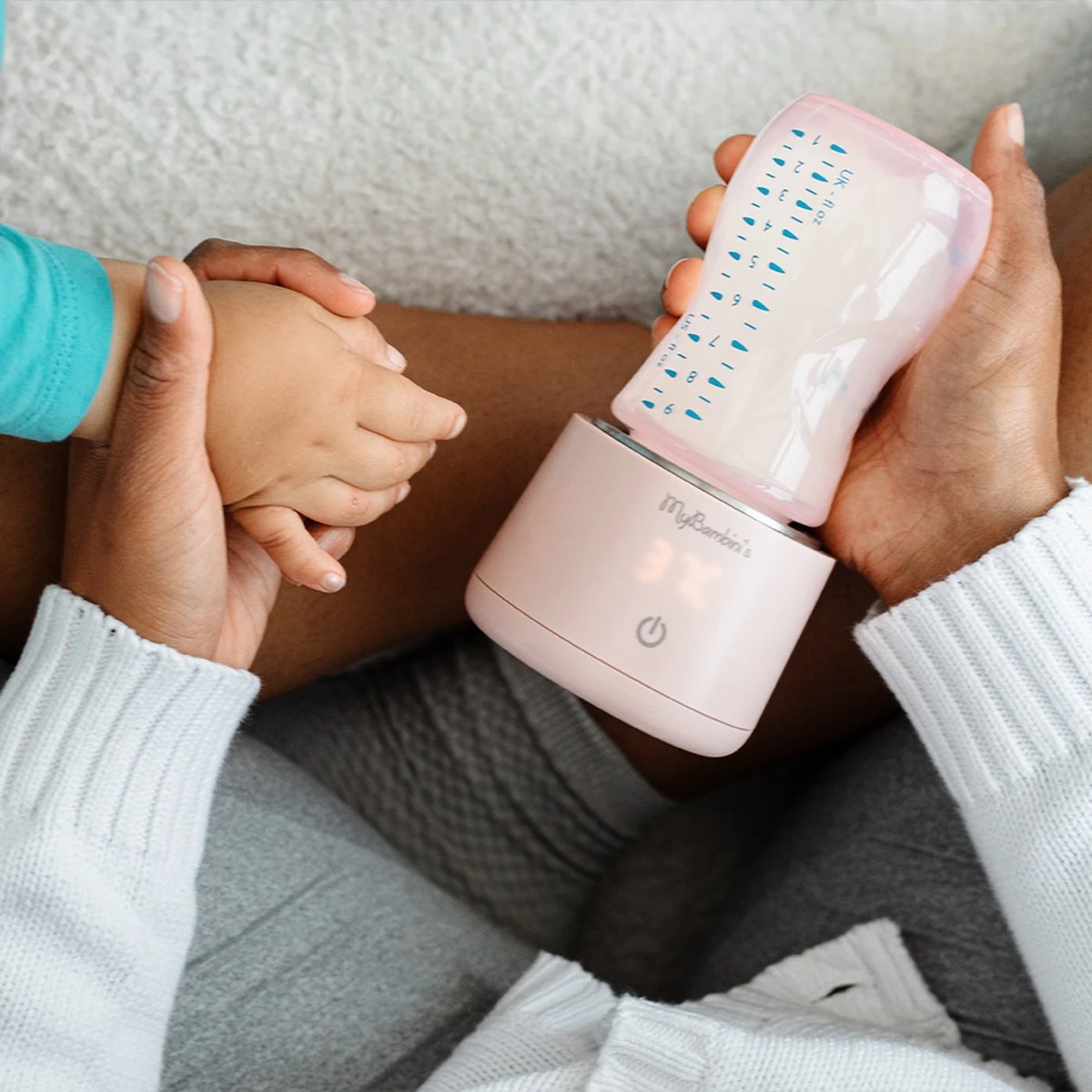 MyBambini's Bottle Warmer Pro™ - Draagbare Baby Flessenwarmer Voor Onderweg - Wit - Geschikt Voor Smalle Hals Flessen Van Dr. Brown's, Difrax, Medela & Nanobebe 9 MyBambini's Bottle Warmer Pro™ - Draagbare Baby Flessenwarmer Voor Onderweg - Wit - Geschikt Voor Smalle Hals Flessen Van Dr. Brown's, Difrax, Medela & Nanobebe - Afbeelding 7