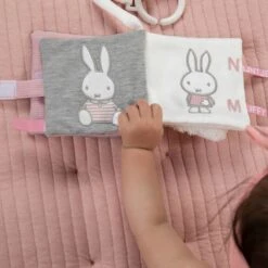 Buggyboekje Nijntje Pink Baby Rib -Babyproducten Serie Winkel 1200x1200 162