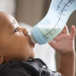 Difrax Anti-Colic S-Babyfles Natural - 250 Ml - Blossom/Roze -Babyproducten Serie Winkel 1200x1200 1620