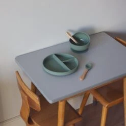 Kids Cultures | Baby Servies | Kinderbord En Kinderkom Met Zuignap Inclusief Lepels | Baby Bord | Groen 17 Kids Cultures | Baby Servies | Kinderbord En Kinderkom Met Zuignap Inclusief Lepels | Baby Bord | Groen -Babyproducten Serie Winkel 1200x1200 1627