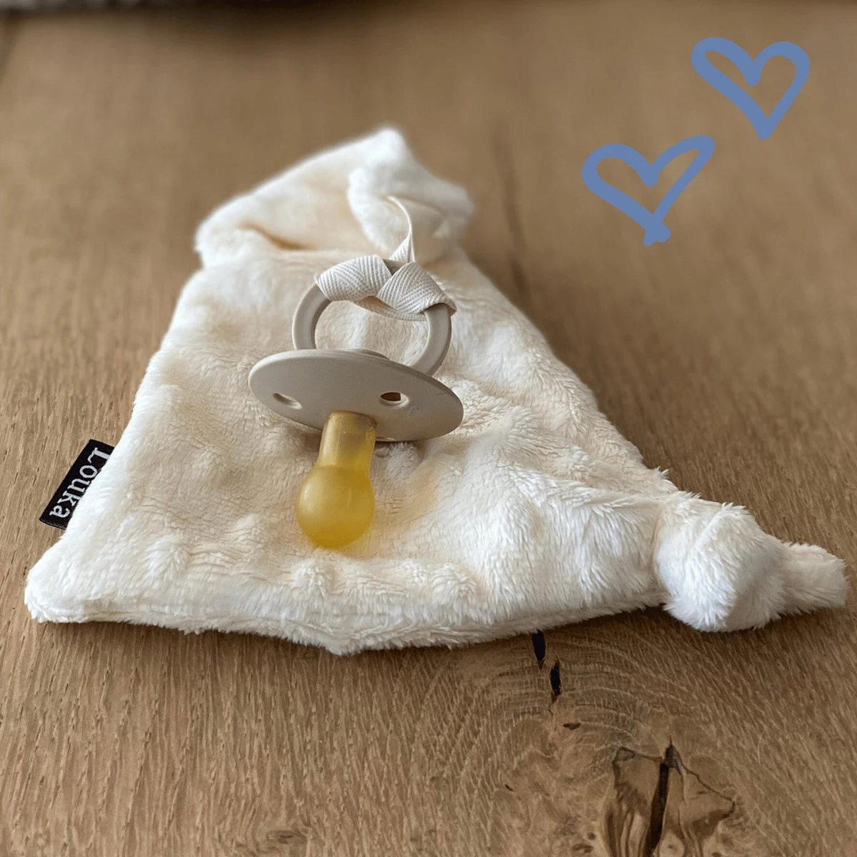 Louka Speendoekje Driehoek Minky Crème | Meisje | Jongen | Minky | Speenknuffel | Speen | 4 Louka Speendoekje Driehoek Minky Crème | Meisje | Jongen | Minky | Speenknuffel | Speen | - Afbeelding 2