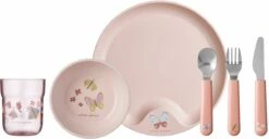Mepal Mio – Kinderservies Set 6-delig – Bestaat Uit Een Bord, Schaaltje, Glas En Bestek – Flowers & Butterflies - Licht In Gewicht – Kan Tegen Een Stootje -Babyproducten Serie Winkel 1200x624 2