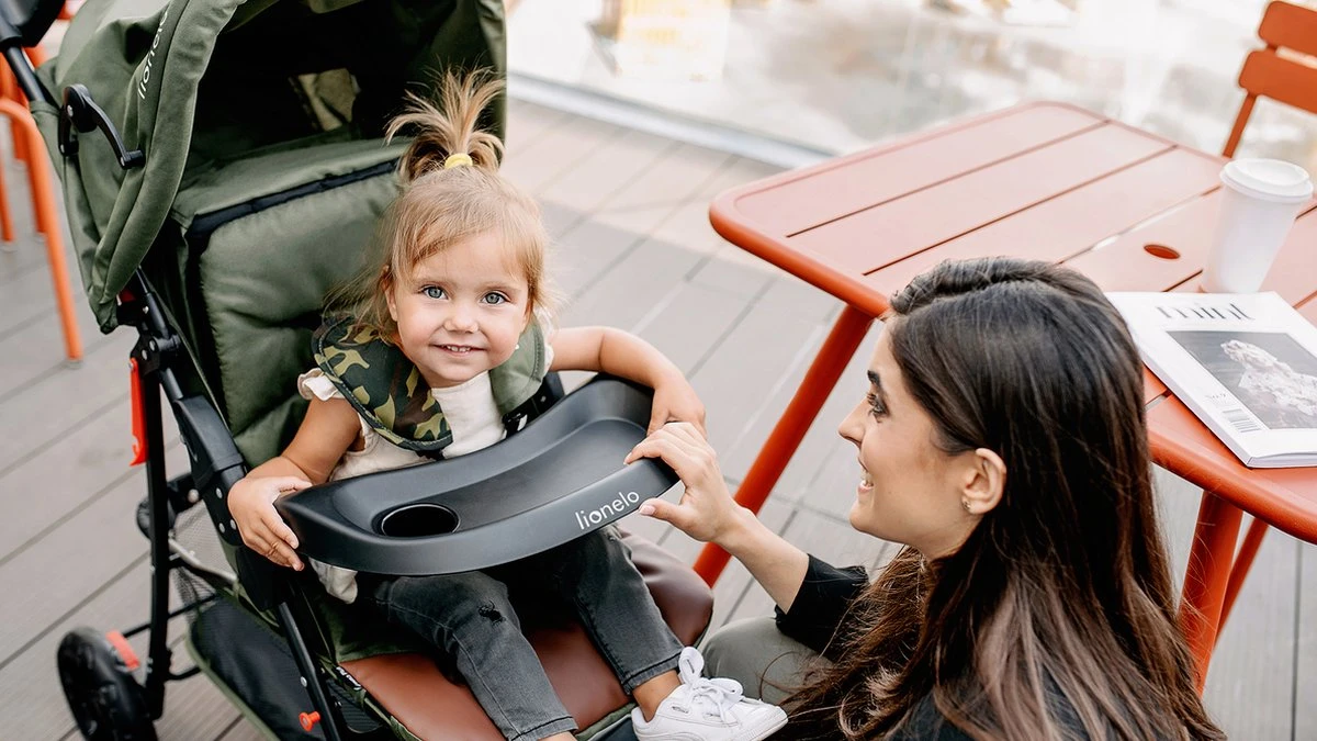 Lionelo Emma Plus - Buggy - Lichte - 5-punts Gordel - Tot 15kg 4 Lionelo Emma Plus - Buggy - Lichte - 5-punts Gordel - Tot 15kg - Afbeelding 2