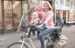 Polisport Bilby Junior Fietsstoeltje Voor - Zwart -Babyproducten Serie Winkel 1200x776 1