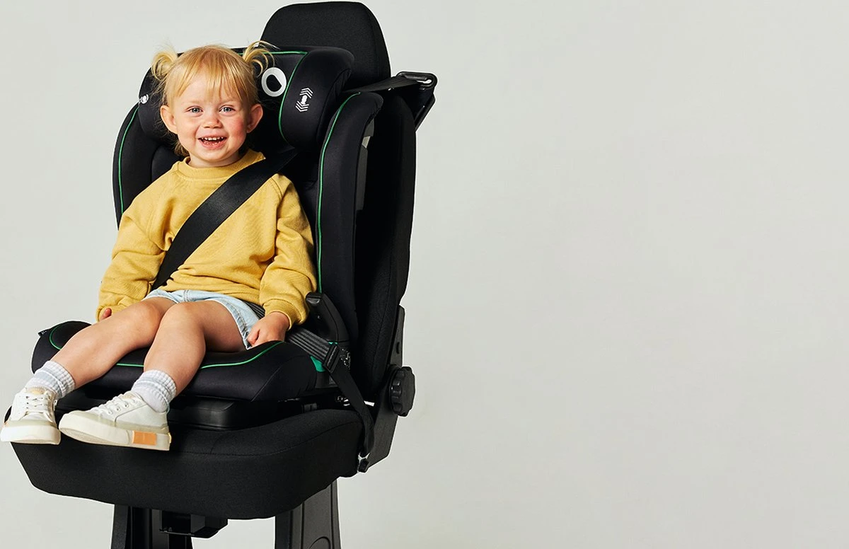 Lionelo Neal - Premium Autostoel - Hoofdsteunverstelling - Ventilatiesysteem - ISOFIX Tot 12 Jaar 10 Lionelo Neal - Premium Autostoel - Hoofdsteunverstelling - Ventilatiesysteem - ISOFIX Tot 12 Jaar - Afbeelding 8