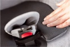 Maxi-Cosi E-Safety Smart Cushion Veiligheidskussen - Black 15 Maxi-Cosi E-Safety Smart Cushion Veiligheidskussen - Black -Babyproducten Serie Winkel 1200x798 3