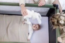 Qute Campingbed Q-sleep Olijfgroen/zwart -Babyproducten Serie Winkel 1200x800 104