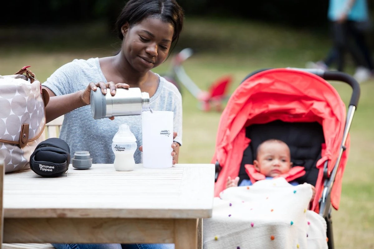 Tommee Tippee Closer To Nature - Draagbare Flessen En Voedselverwarmer - Ideaal Voor Op Reis - Thermisch Geïsoleerd - Roestvrij Staal Met Lekvrij Deksel 8 Tommee Tippee Closer To Nature - Draagbare Flessen En Voedselverwarmer - Ideaal Voor Op Reis - Thermisch Geïsoleerd - Roestvrij Staal Met Lekvrij Deksel - Afbeelding 6