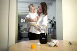 Alecto BW700BK - Snelle Digitale Flessenwarmer 500W Voor Opwarmen, Steriliseren En Ontdooien - Inclusief Stoomkap - Bediening Via Display - Zwart -Babyproducten Serie Winkel 1200x804 5