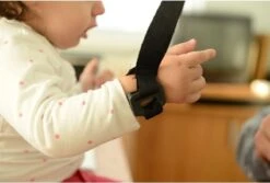 Veiligheidstuigje Babyjem Zwart -Babyproducten Serie Winkel 1200x813 10