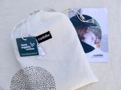 Cuddie Baby Draagdoek - Premium Organic Baby Draagdoek Gemaakt Van Bio Katoen - Newborns Tot 15 Kg - Baby Cadeau - Met Wenskaart - Sand -Babyproducten Serie Winkel 1200x901 5
