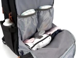 Brisby Slijtvaste Luiertas – Verzorgingstas – Met Buggymontage - Zwart 31 Brisby Slijtvaste Luiertas – Verzorgingstas – Met Buggymontage - Zwart -Babyproducten Serie Winkel 1200x915 1