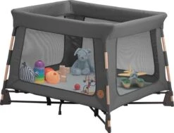 Maxi-Cosi Swift 3-in-1 Campingbedje - Beyond Graphite -Babyproducten Serie Winkel 1200x916 2
