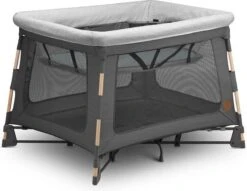 Maxi-Cosi Swift 3-in-1 Campingbedje - Beyond Graphite -Babyproducten Serie Winkel 1200x929 3