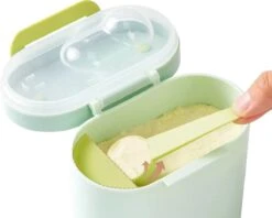 Without Lemon - Baby Melkpoeder Doseer Box - Reisbox - Opbergdoos Voor Voeding - Dispenser Met Schraper En Lepel - Roze - 400ml 7 Without Lemon - Baby Melkpoeder Doseer Box - Reisbox - Opbergdoos Voor Voeding - Dispenser Met Schraper En Lepel - Roze - 400ml -Babyproducten Serie Winkel 1200x962 4