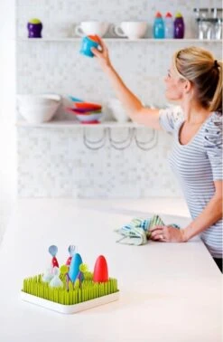 BOON Grass Afdruiprek -Babyproducten Serie Winkel 785x1200 2