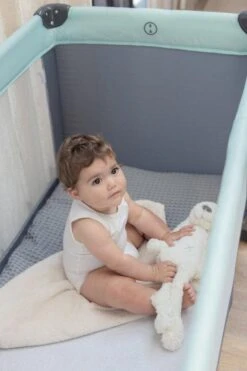 Qute Campingbed Q-sleep Mint/Antra 14 Qute Campingbed Q-sleep Mint/Antra -Babyproducten Serie Winkel 799x1200 16