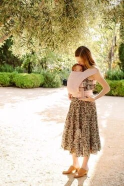 Ergobaby - Embrace - Draagzak Baby - Blush Pink -Babyproducten Serie Winkel 799x1200 37