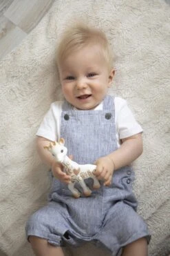 Sophie De Giraf - Bijtspeelgoed - Sophie By Me - 60 Jaar Limited Edition -Babyproducten Serie Winkel 800x1200 12