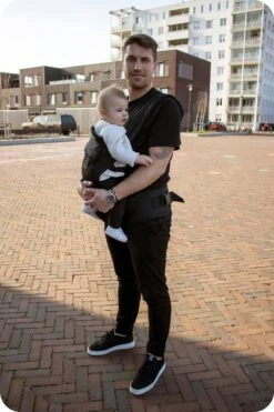 Deryan Pack Luxe Ergonomische Draagzak - Babydrager + Opbergvakjes - Zwart -Babyproducten Serie Winkel 800x1200 99