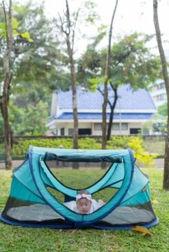 Deryan Peuter Luxe Campingbedje – Inclusief Zelfopblaasbare Matras - Ocean -Babyproducten Serie Winkel 807x1200 1