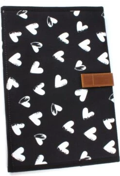 Kidzroom Black And White Luiertas - Zwart - Ophanglussen Kinderwagen - Verschoonmatje - Verstelbare Schouderband -Babyproducten Serie Winkel 822x1200