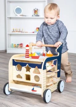 Baby Walvis Loopwagen - Houten Speelgoed Vanaf 1 Jaar -Babyproducten Serie Winkel 848x1200