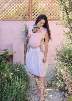 Ergobaby - Embrace - Draagzak Baby - Blush Pink -Babyproducten Serie Winkel 856x1200 5