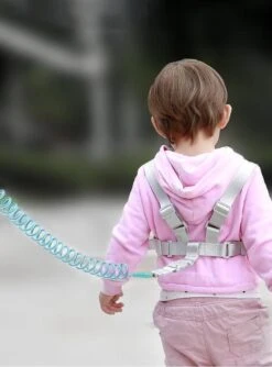 MijnNami 2 In 1 Harnas En Polstuigje – Kindertuigje En Polstuigje Met Slot – Mint 13 MijnNami 2 In 1 Harnas En Polstuigje – Kindertuigje En Polstuigje Met Slot – Mint -Babyproducten Serie Winkel 888x1200 7