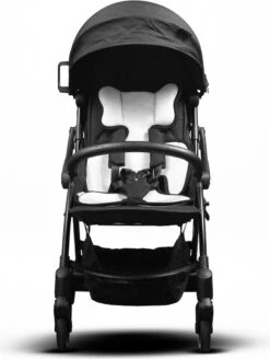 Hamilton By Yoop Inlegkussen Voor Buggy Grijs - Ademend Zitkussen Wandelwagen - Inlegmat Tegen Zweten En Beschermd Tegen Vlekken - Wasbaar Inzetstuk Kinderwagen 9 Hamilton By Yoop Inlegkussen Voor Buggy Grijs - Ademend Zitkussen Wandelwagen - Inlegmat Tegen Zweten En Beschermd Tegen Vlekken - Wasbaar Inzetstuk Kinderwagen -Babyproducten Serie Winkel 904x1200 4