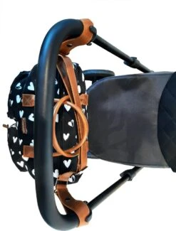 Kidzroom Black And White Luiertas - Zwart - Ophanglussen Kinderwagen - Verschoonmatje - Verstelbare Schouderband -Babyproducten Serie Winkel 911x1200 3